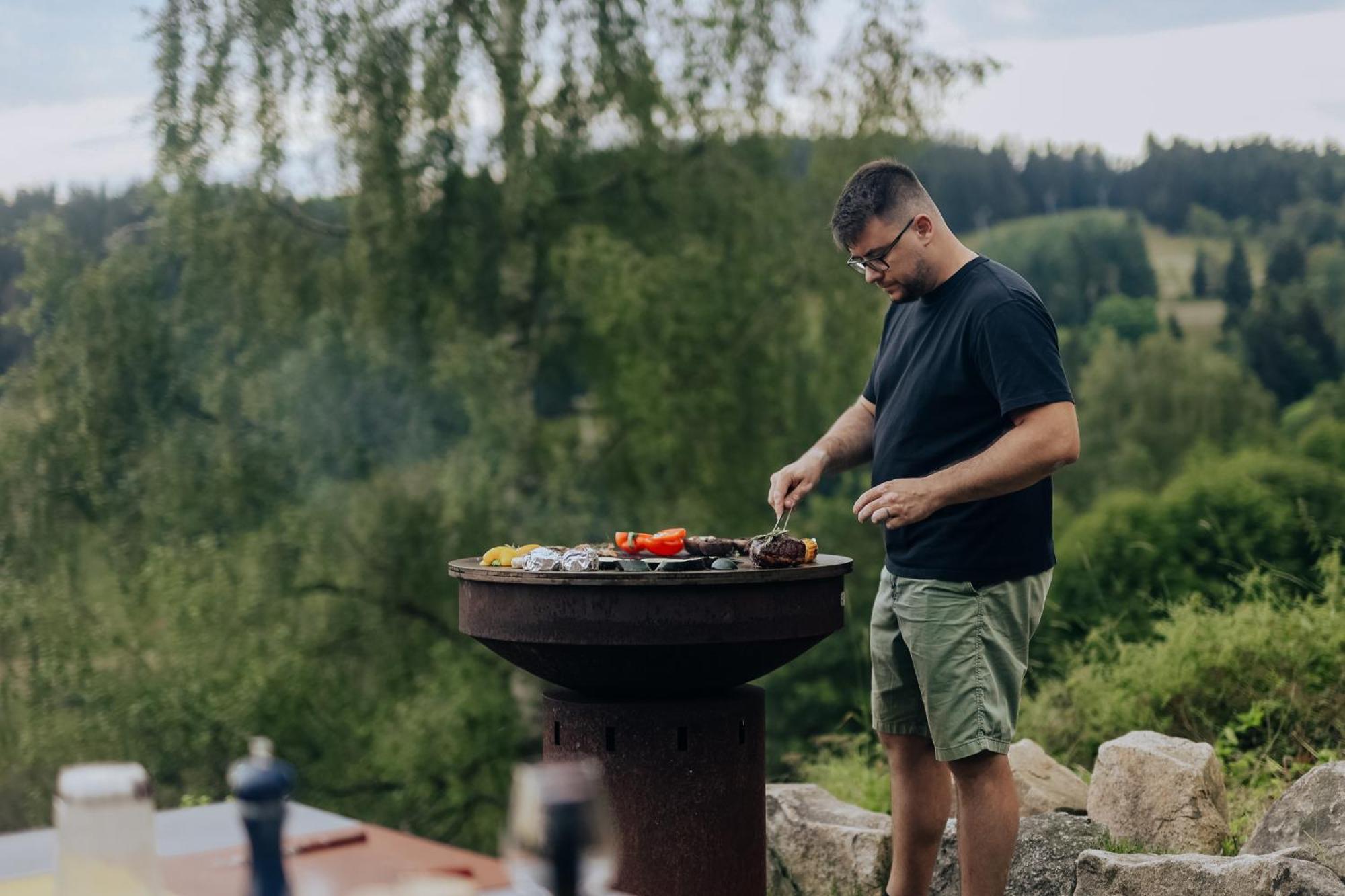 Apartmany Nad Slikovkou 亚希莫夫 外观 照片